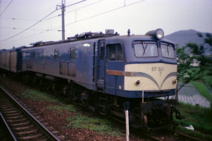 特集：流線形の傑作機「EF58形」 - 日本の旅・鉄道見聞録